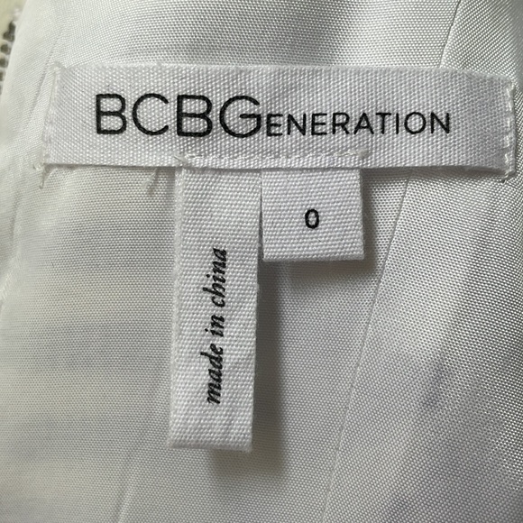 BCBGeneration Royal Blue & Cream textured stripe dress - Picture 5 of 5